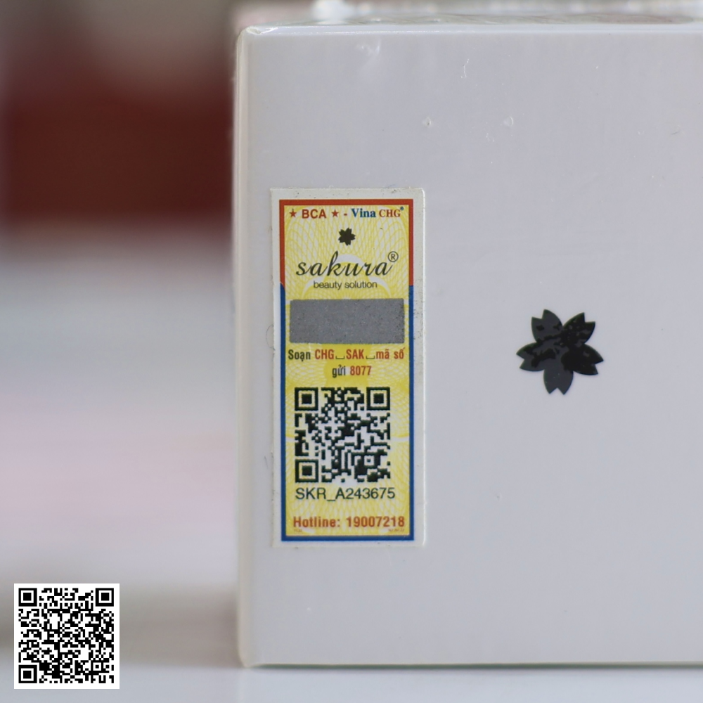 Kem Tẩy Tế Bào Chết Cho Da Mặt Sakura Gentle Facial Scrub Từ Nhật Bản 30g