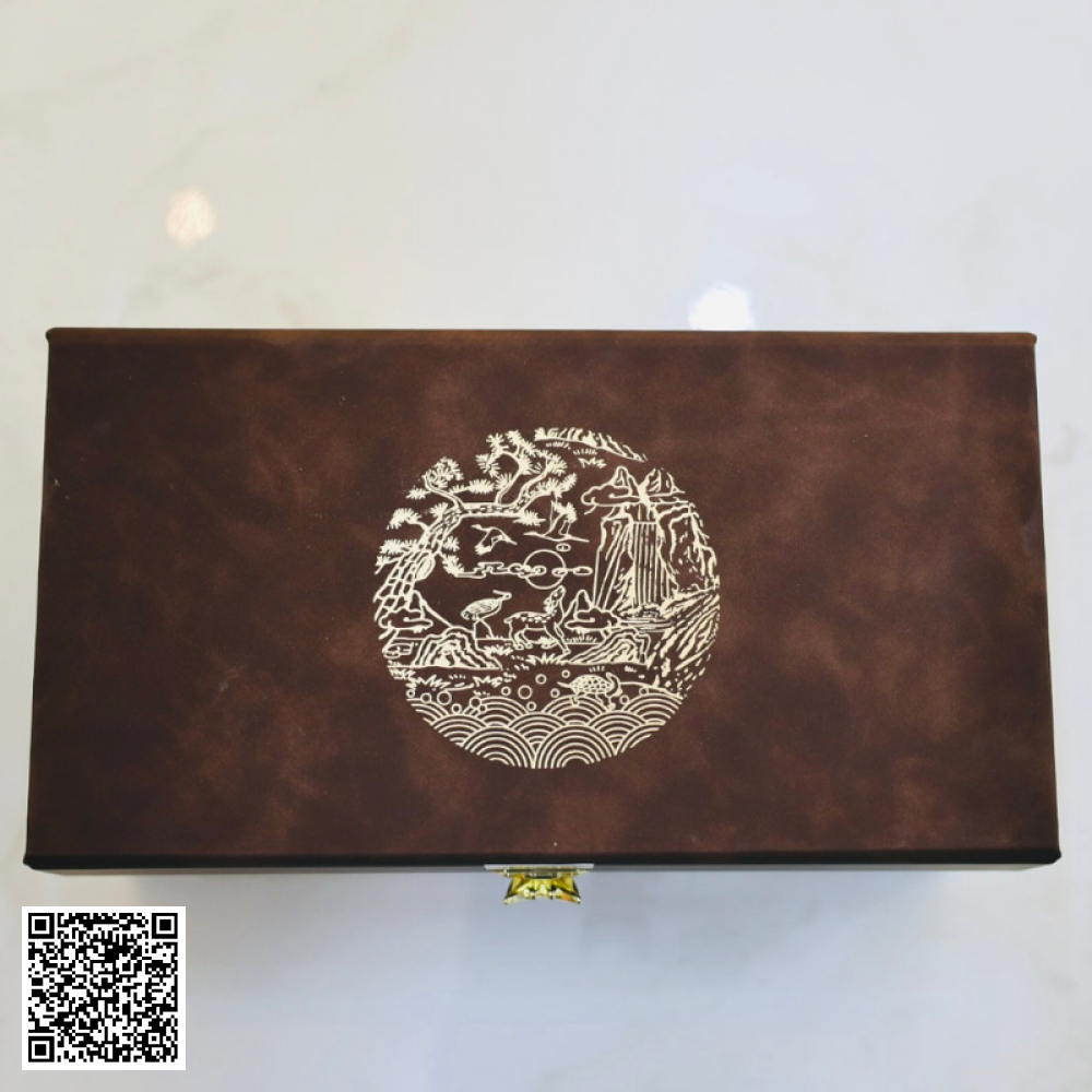 Cao Hắc Sâm Đông Trùng Hạ Thảo Achimmadang Dongchunghacho Heuksamgo (500gr x 2 Lọ)